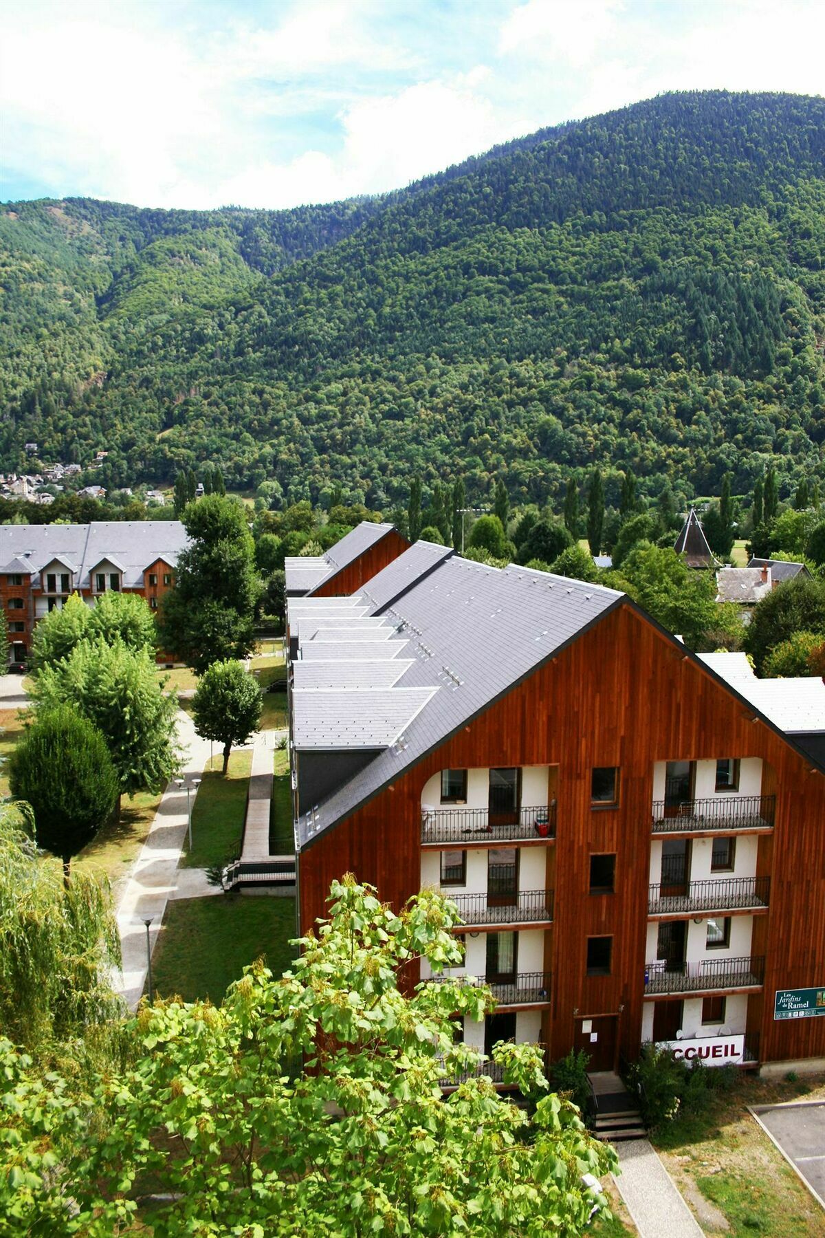 Residence Les Jardins De Ramel By Popinns Bagnères-de-Luchon Zewnętrze zdjęcie